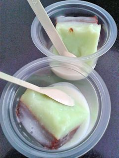 Puding Tape Cocopandan Lapis Puding Tape Cocopandan Lapis
