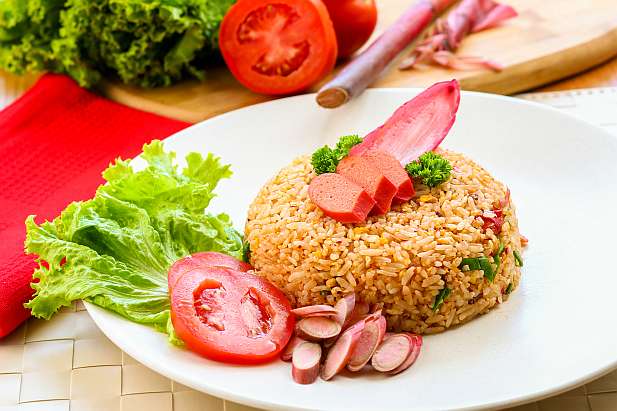 Nasi Goreng Kecombrang: Sensasi Pedas Dan Aroma Eksotis Yang Menggugah Selera