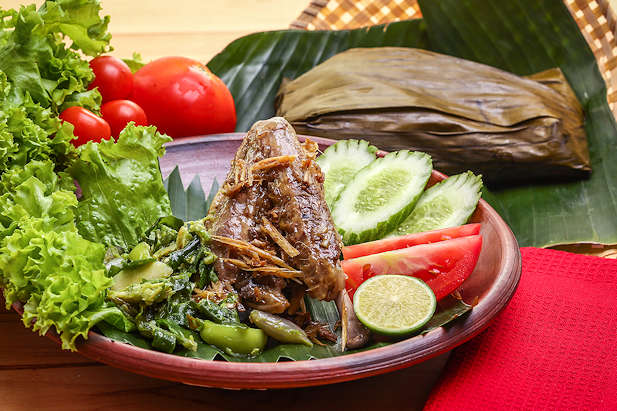 Bebek Songkem Sambal Lado Mudo