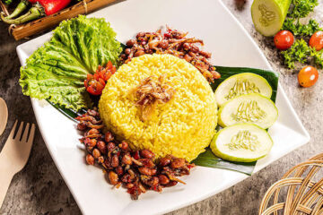Resep Nasi Kuning Teri Kacang